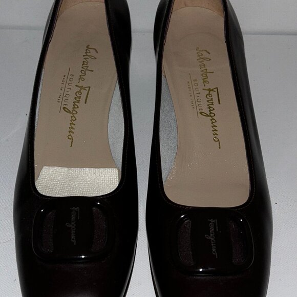 Salvatore Ferragamo Brown Leather, Block Heel (1.5"),  Shoe, Size 8B, Like New! - Picture 2 of 8